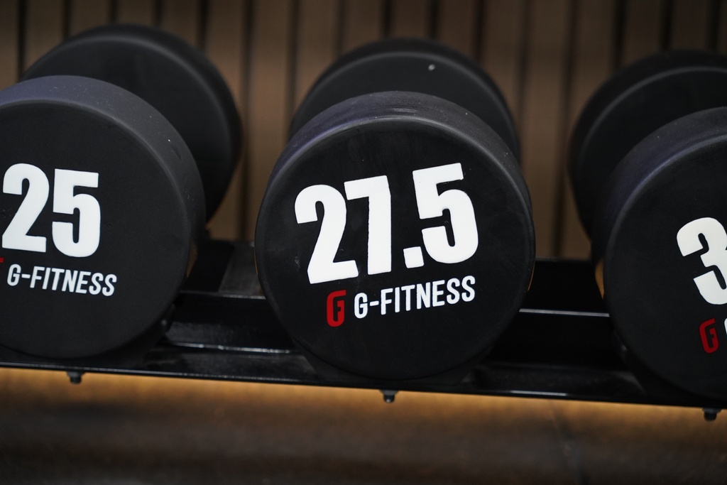 Mancuerna TPU con logo G-Fitness 27,5KG